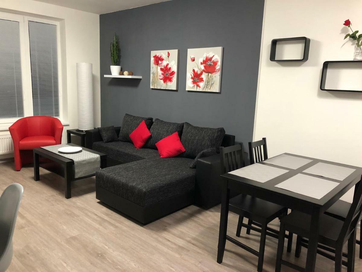 Rs Apartments Olomouc Bagian luar foto